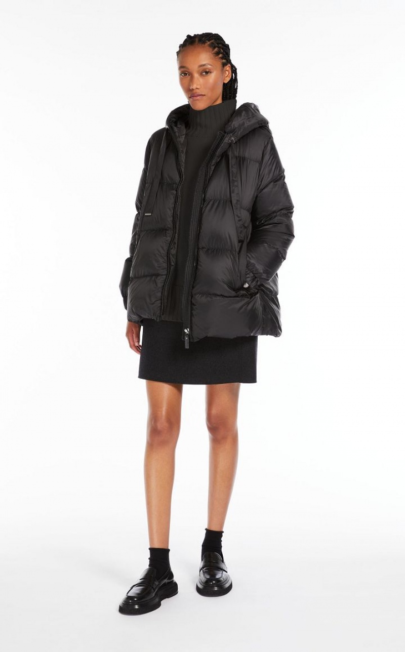 Padded Max Mara Quilted Down Jacket In Water-resistant Canvas Pretas | MMR594000